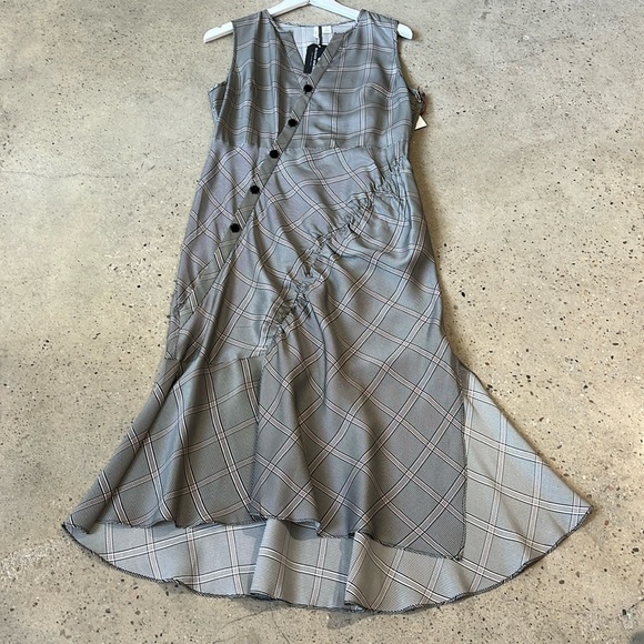 Lewit Black York Check Seam Detail Sleeveless Dress - Picture 2 of 10